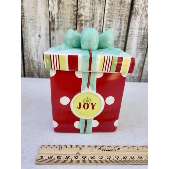 Christmas‎ Gift Box Present Package Ceramic Cookie Jar American Atelier “joy” - Picture 1 of 4